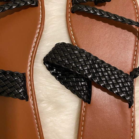 Sandals - Picture 2 of 3